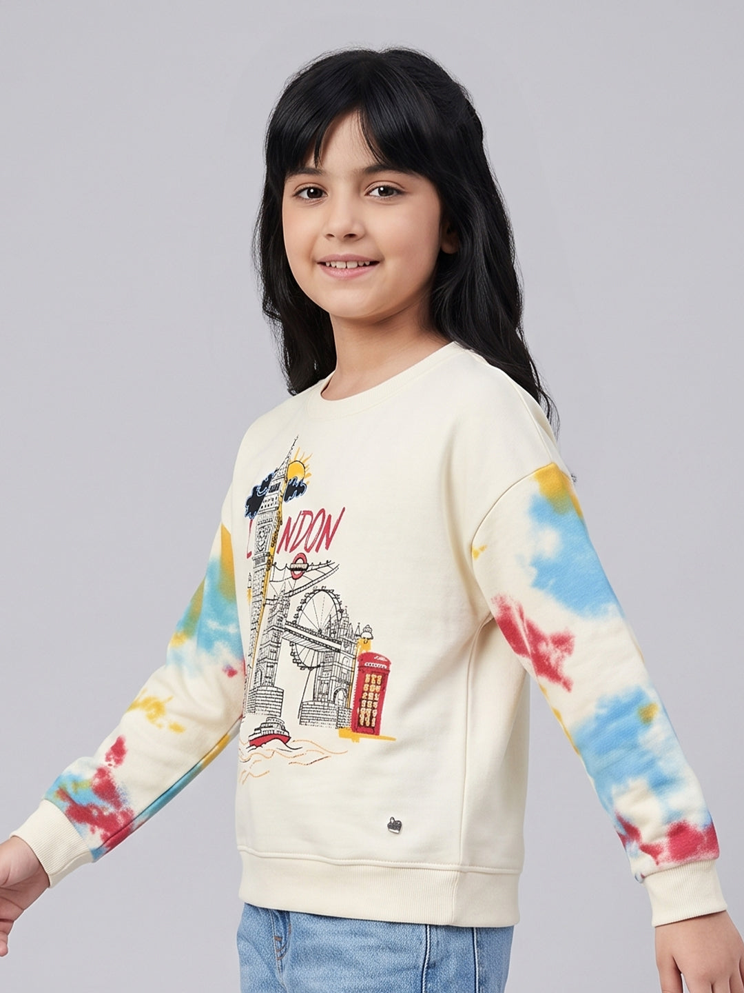 Girls Cream Printed Round Neck Full Sleeve Sweatshirt