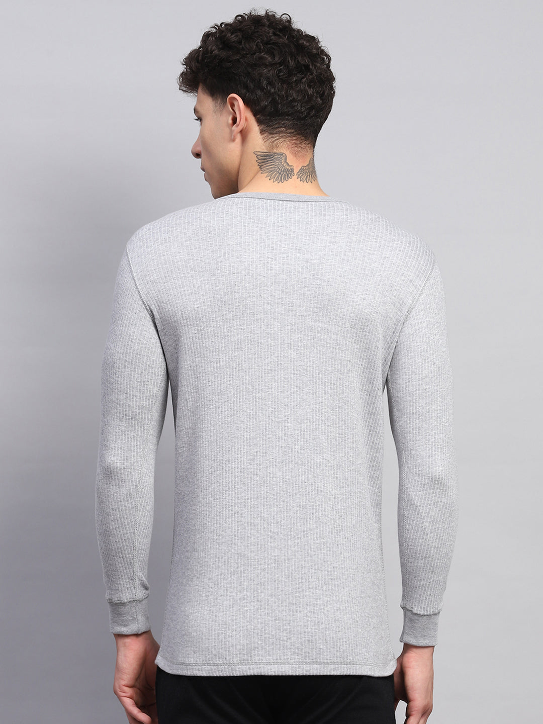 Men Grey Solid Round Neck Full Sleeve Thermal Vest