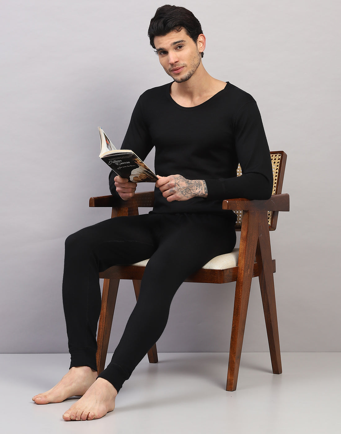 Men Black Solid Regular Fit Thermal Lower