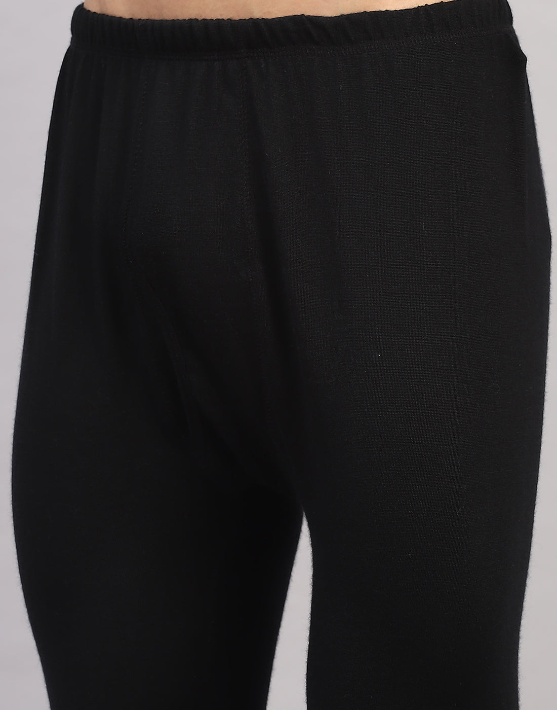 Men Black Solid Regular Fit Thermal Lower