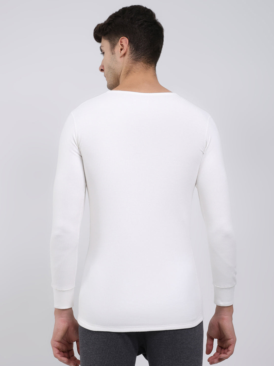 Men White Solid Round Neck Full Sleeve Thermal Vest