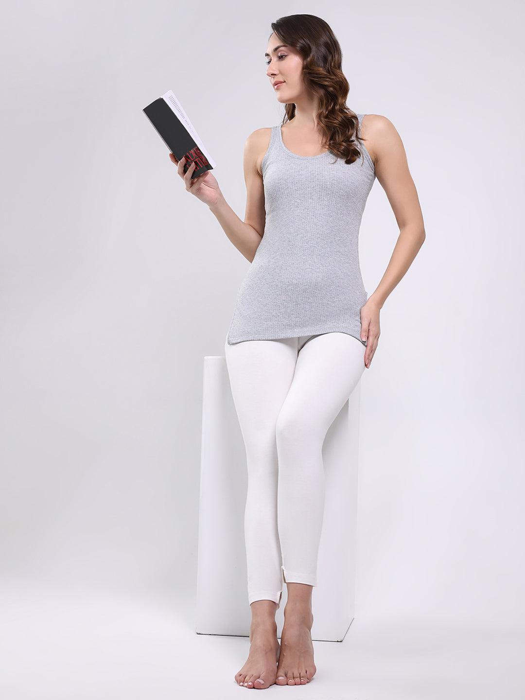 Women Off White Solid Regular Fit Thermal Lower