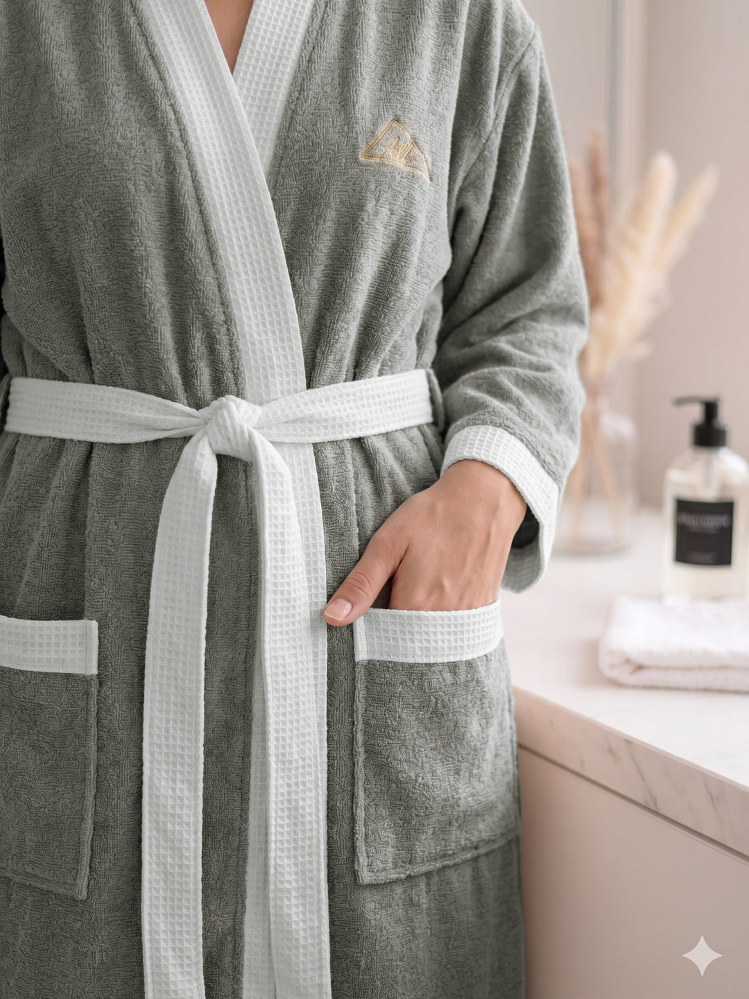 Monte Carlo Unisex Knee Length Solid Cotton Bath Robe 380 GSM with Belt and Pockets