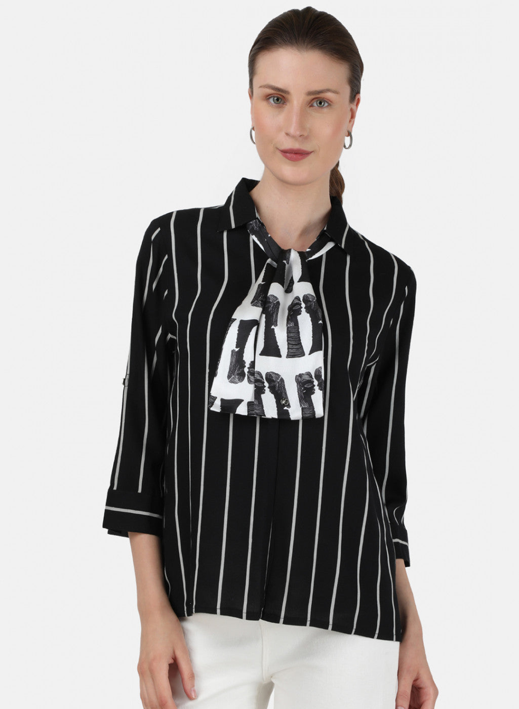 Womens Black & White Printed Top