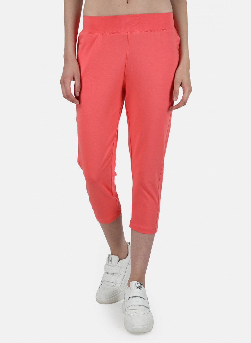 Womens Peach Regular Capri
