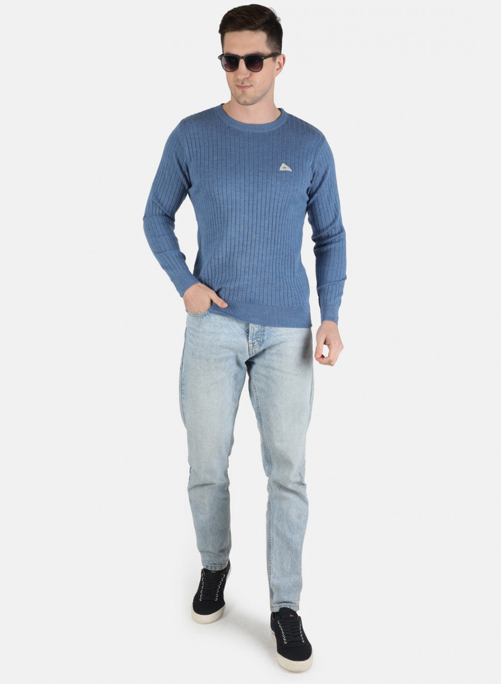 Men Blue Solid Pullover