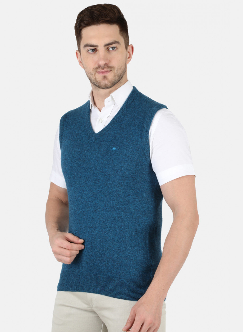 Men Blue Solid Sweater
