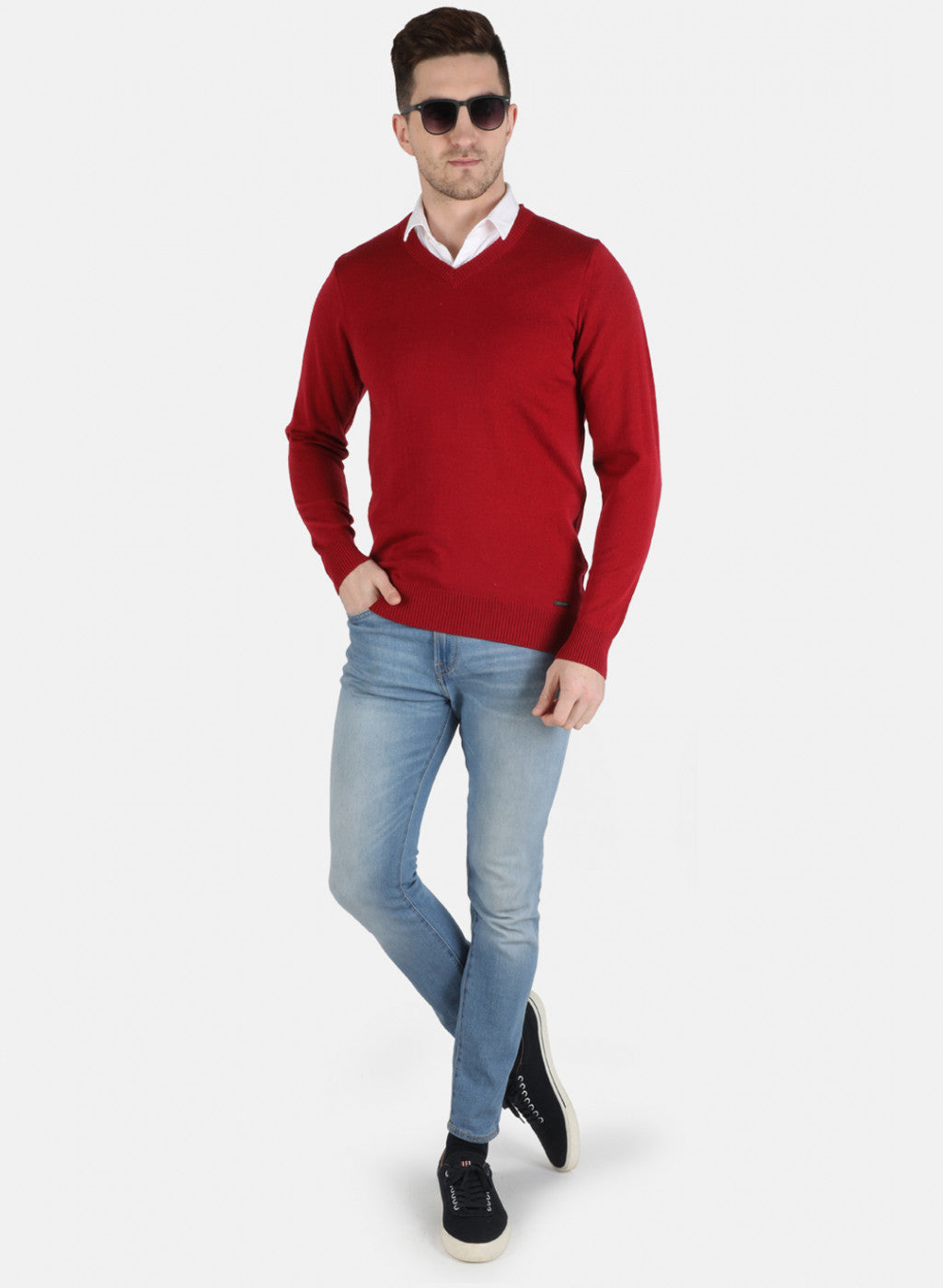 Men Maroon Solid Pullover