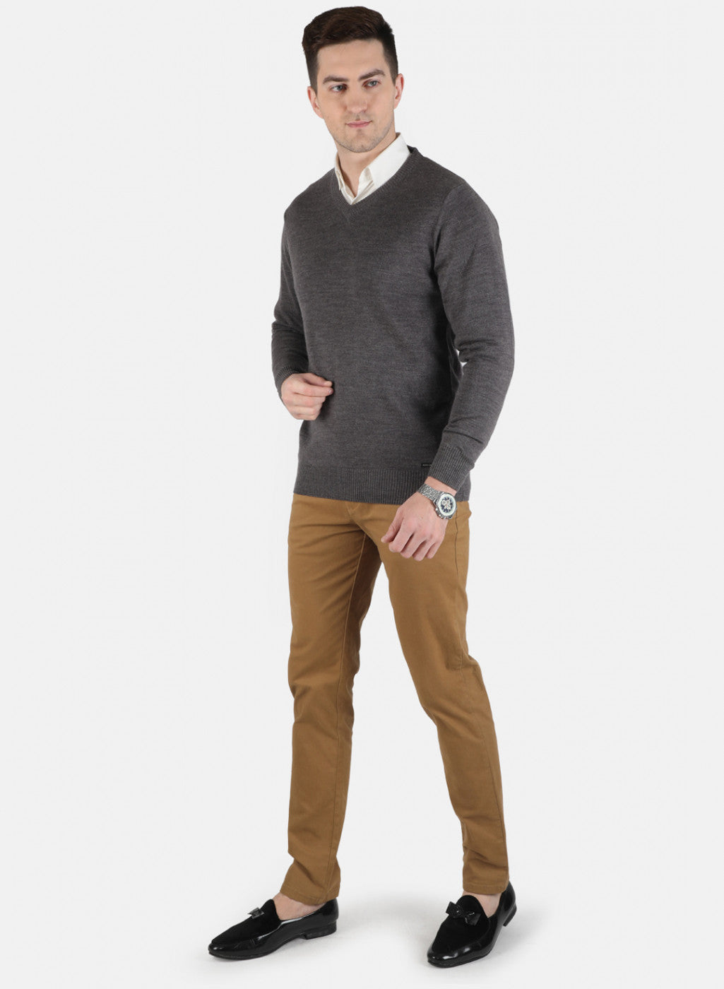 Men Grey Solid Pullover