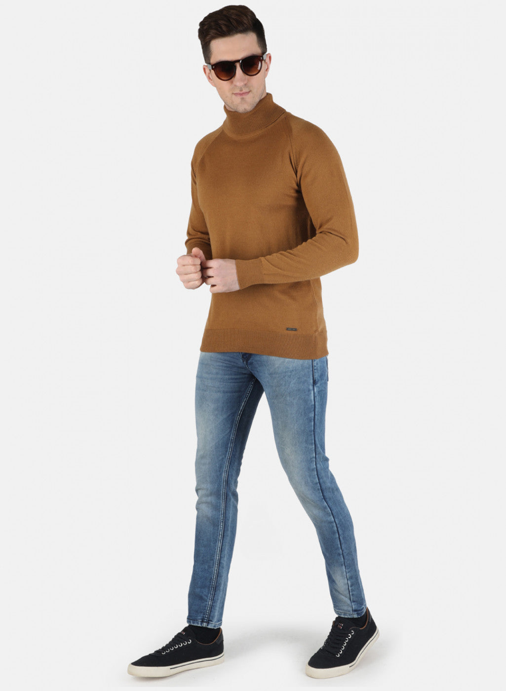 Men Brown Solid Pullover