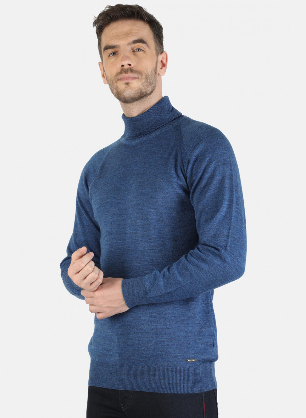Men Blue Solid Pullover