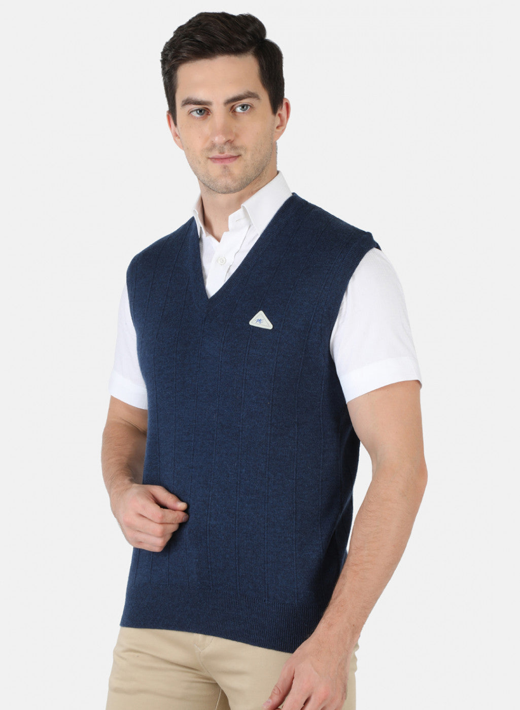 Men Blue Solid Sweater