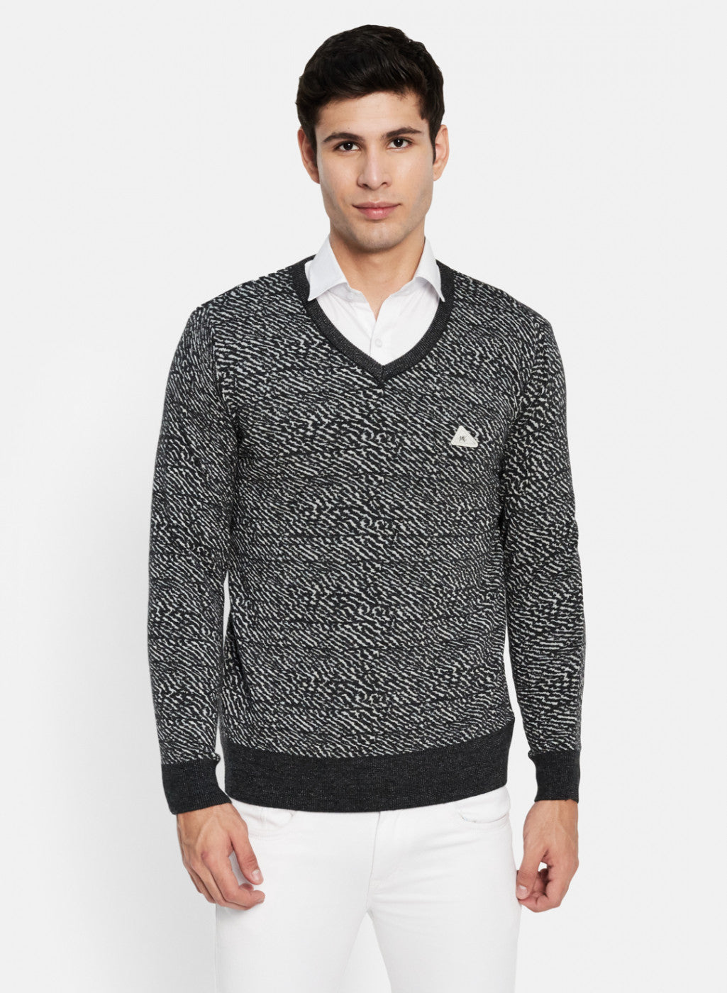 Men Grey Solid Pullover