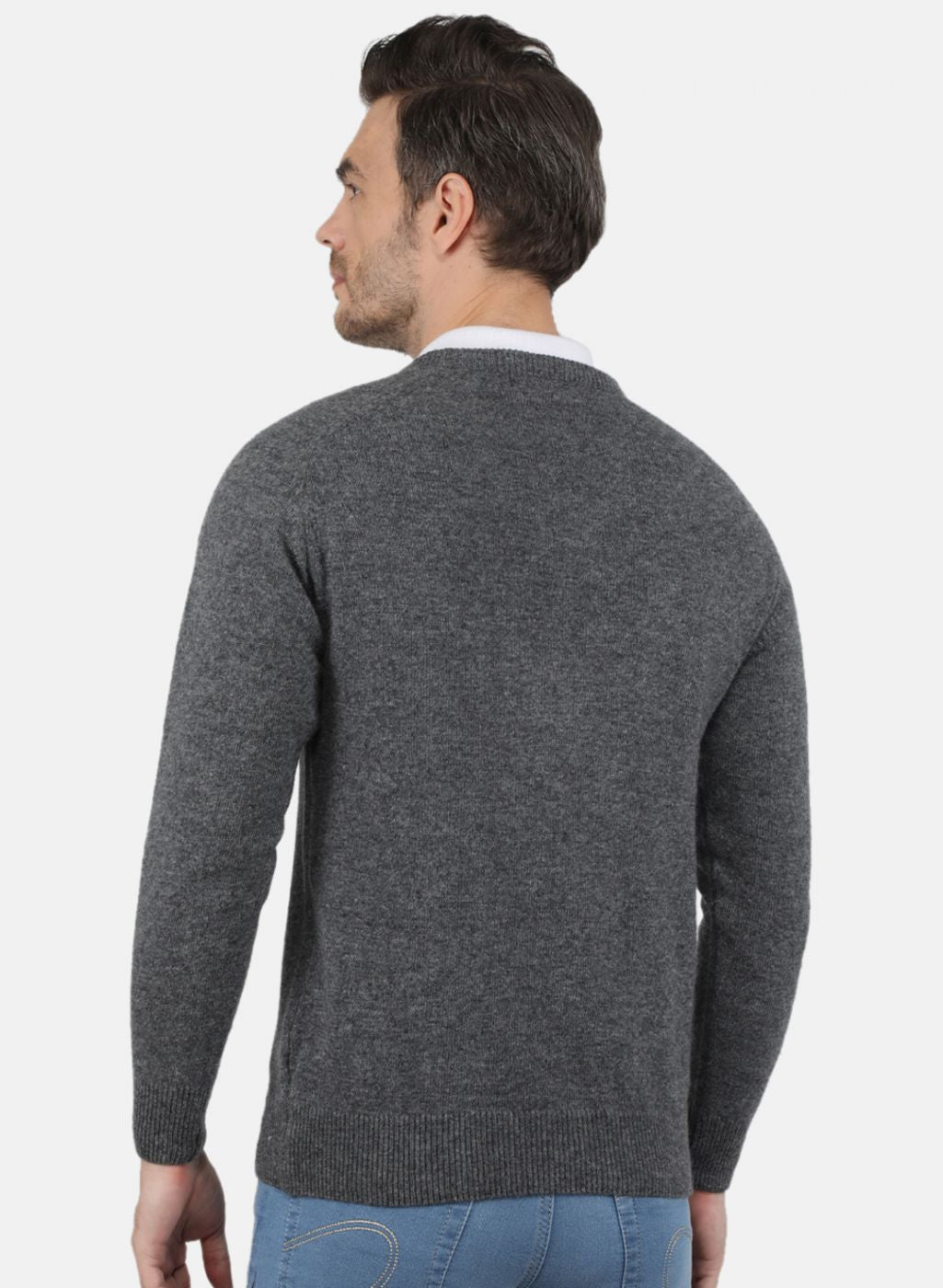 Men Grey Solid Pullover