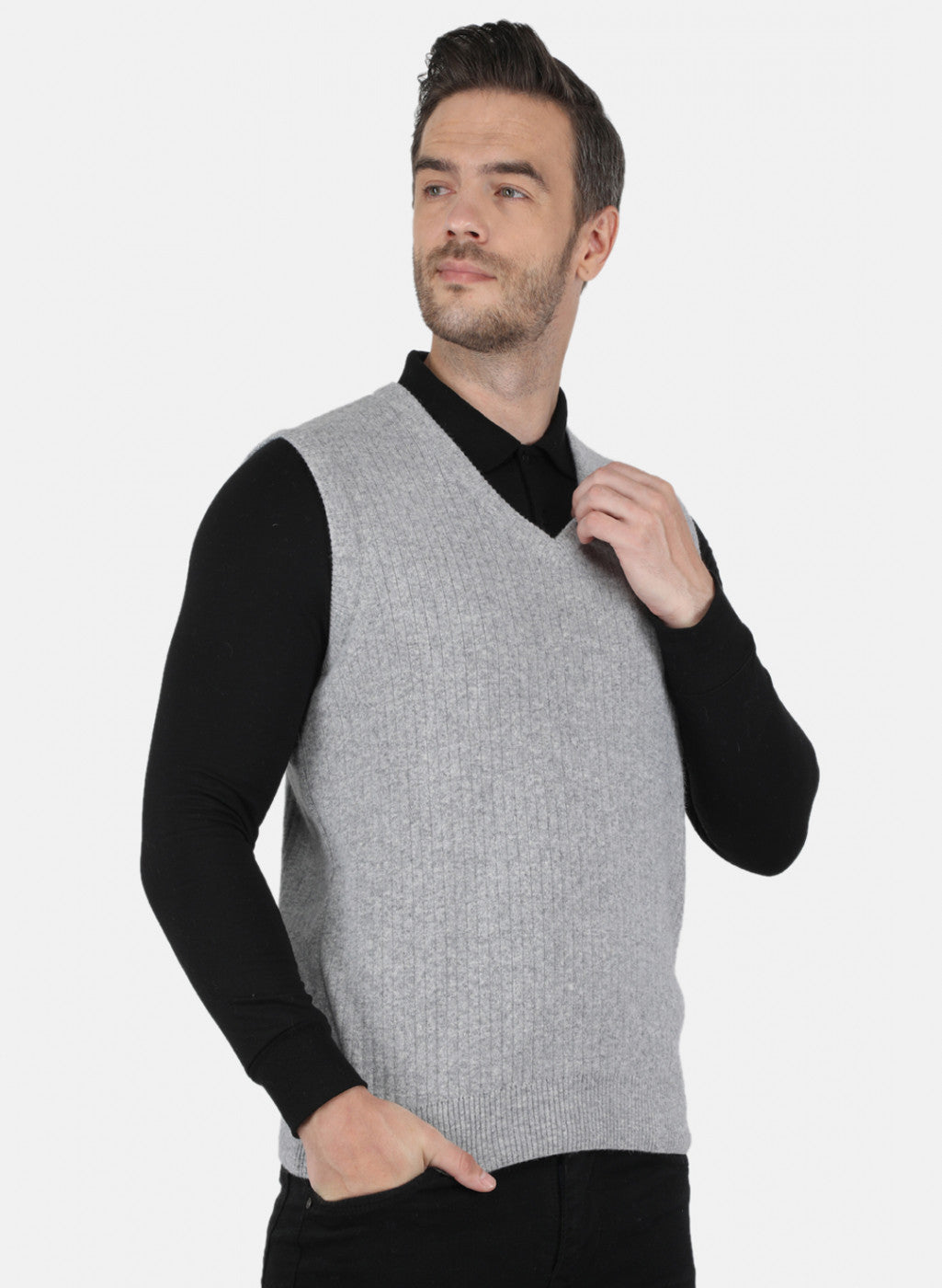 Men Grey Solid Sweater