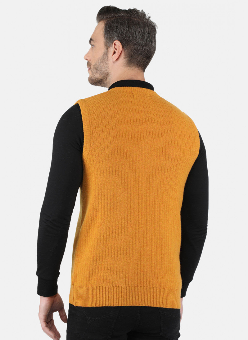 Men Yellow Solid Sweater