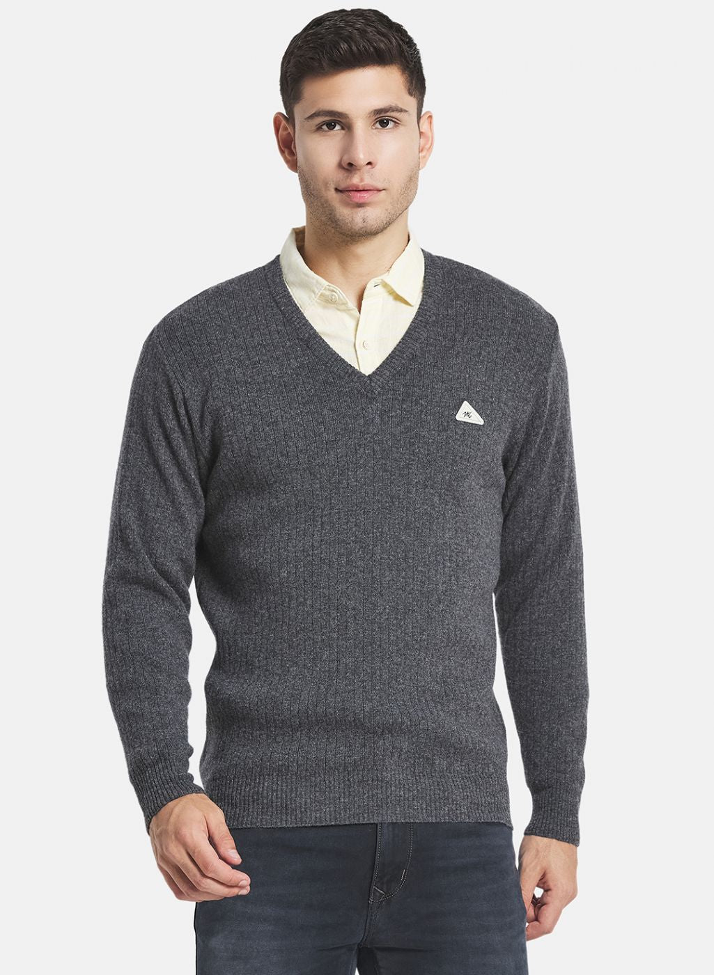 Men Grey Solid Pullover