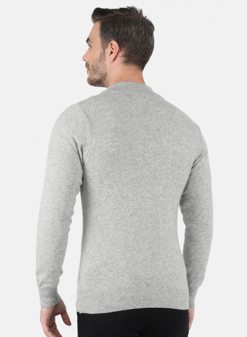 Men Grey Solid Pullover