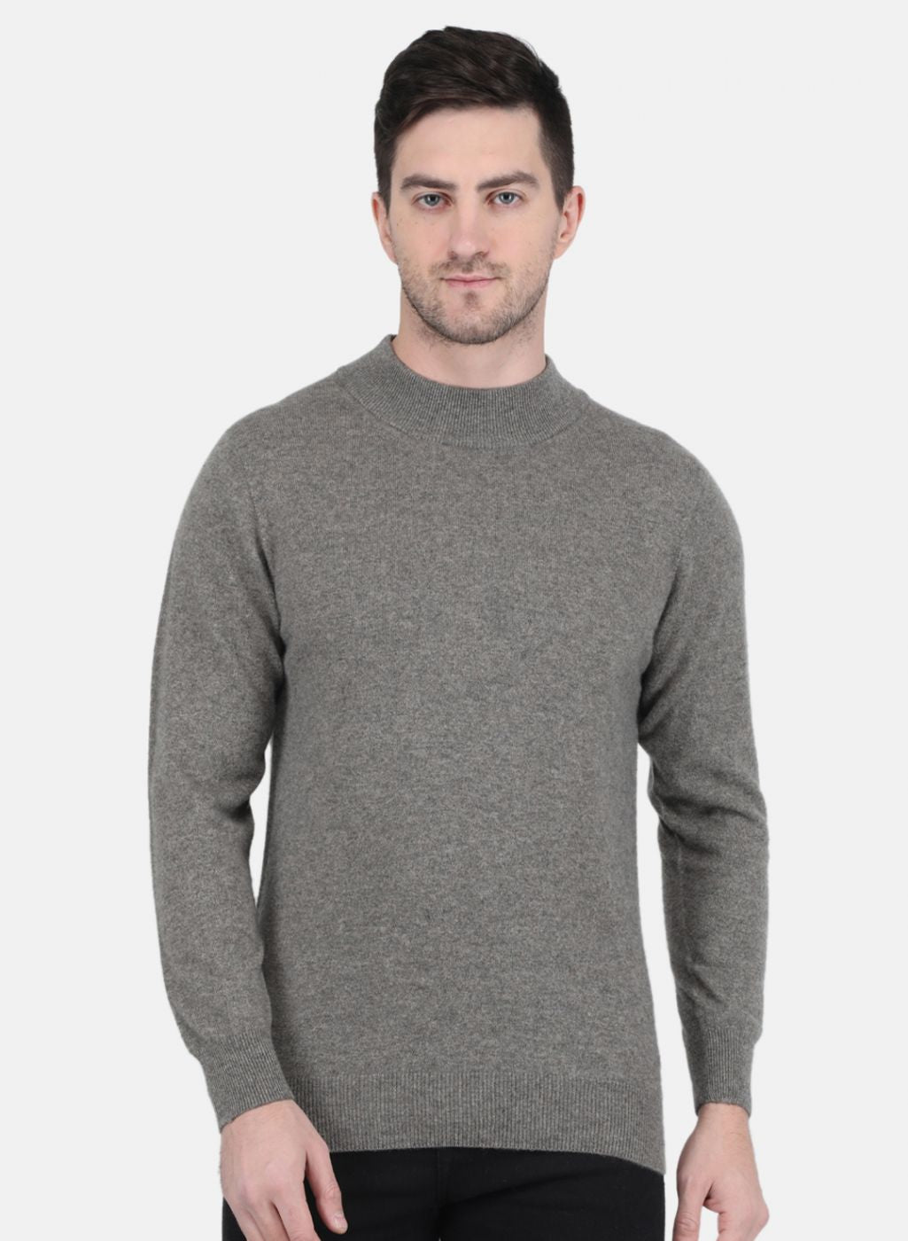 Men Grey Solid Pullover