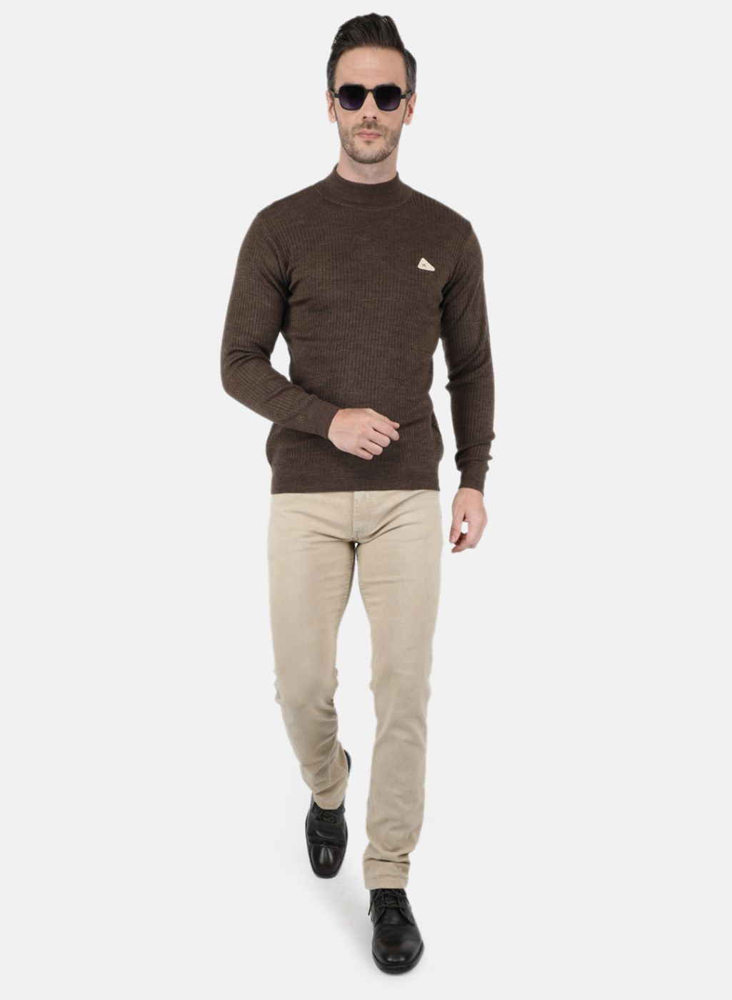 Men Brown Solid Pullover