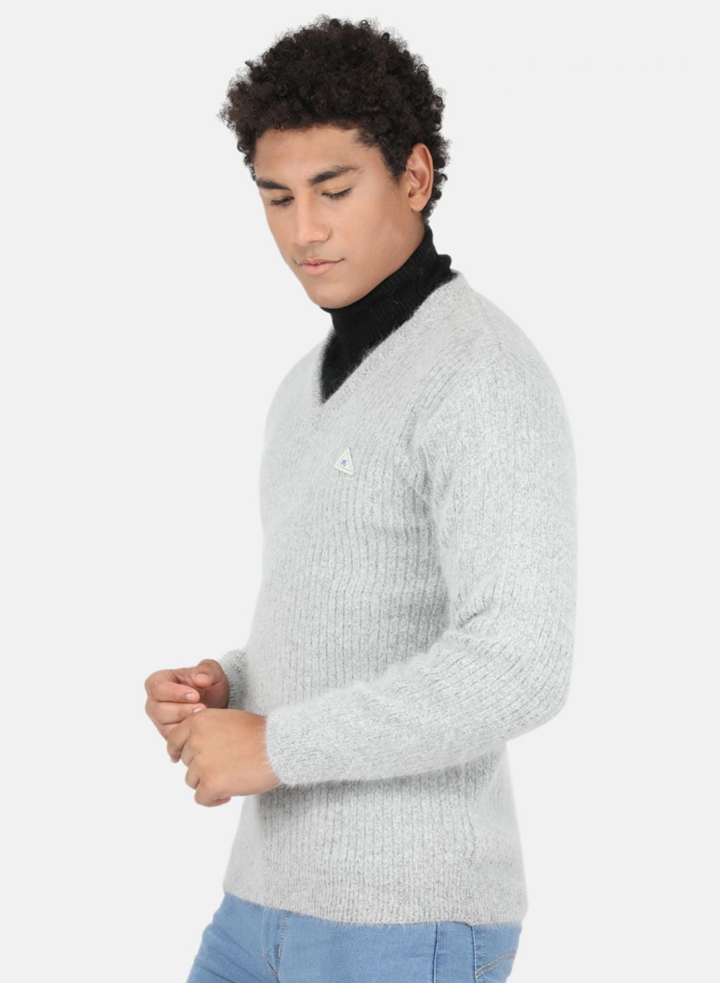 Men Grey Solid Pullover