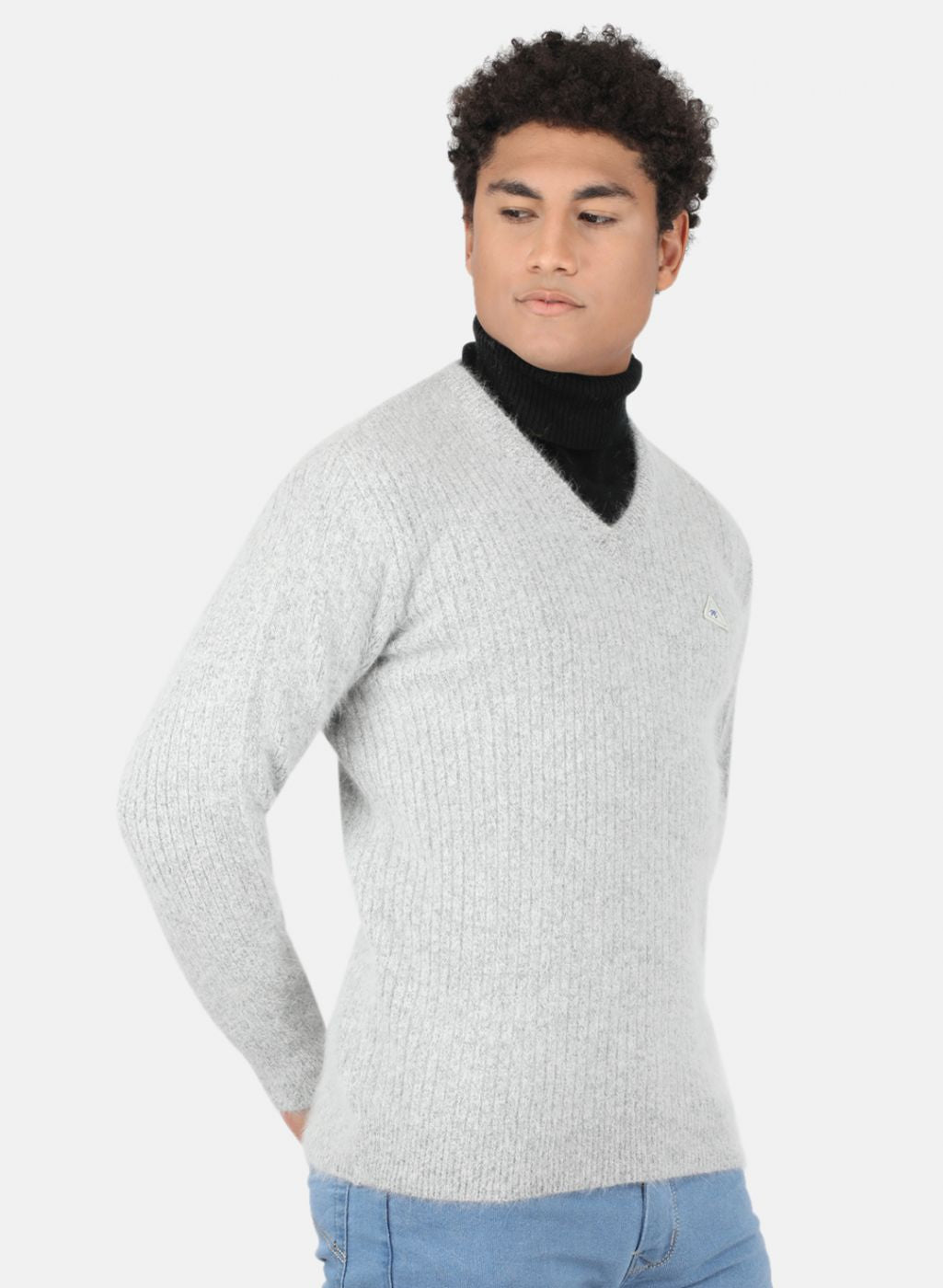 Men Grey Solid Pullover