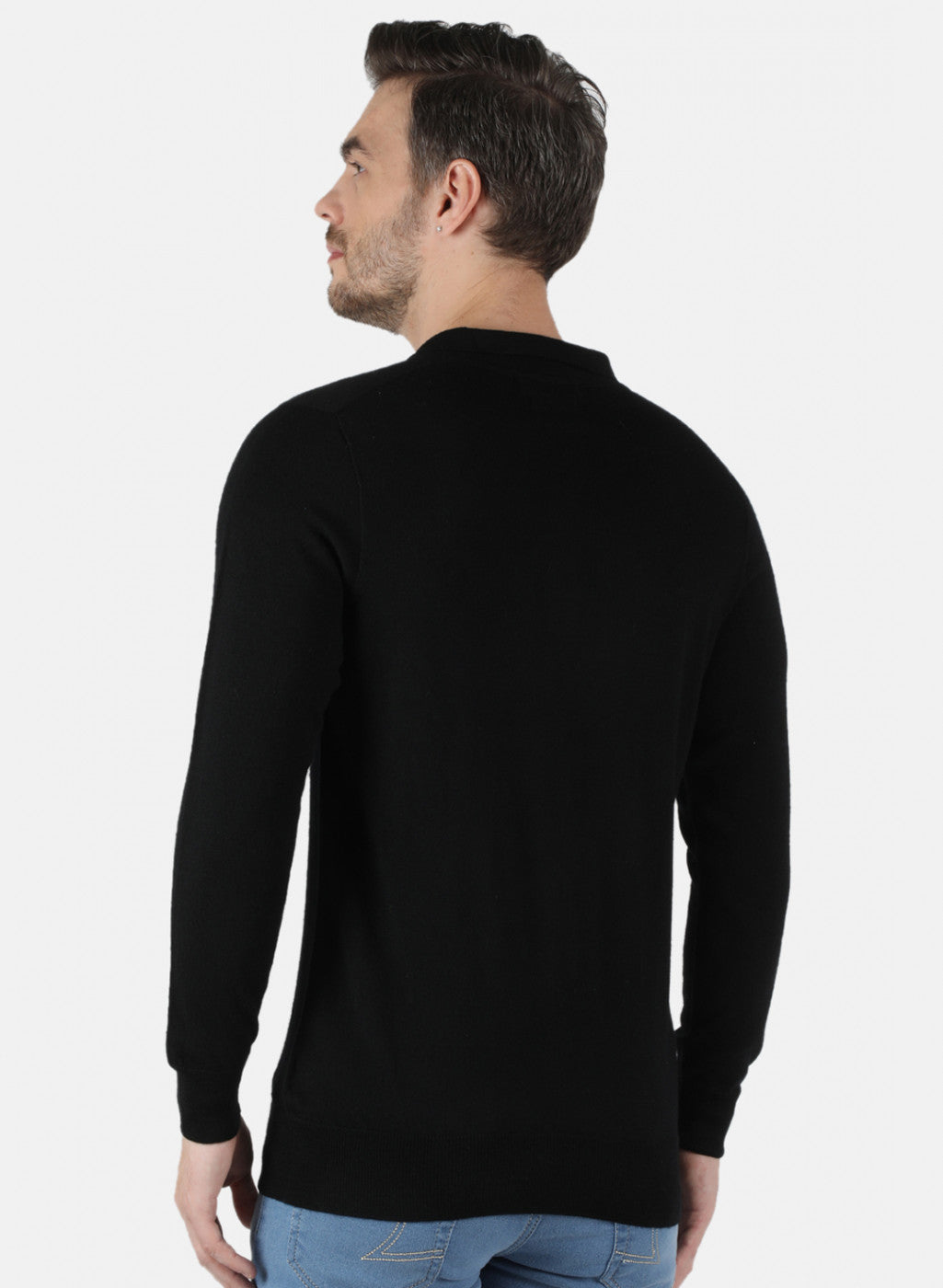 Men Black Solid T-Shirt