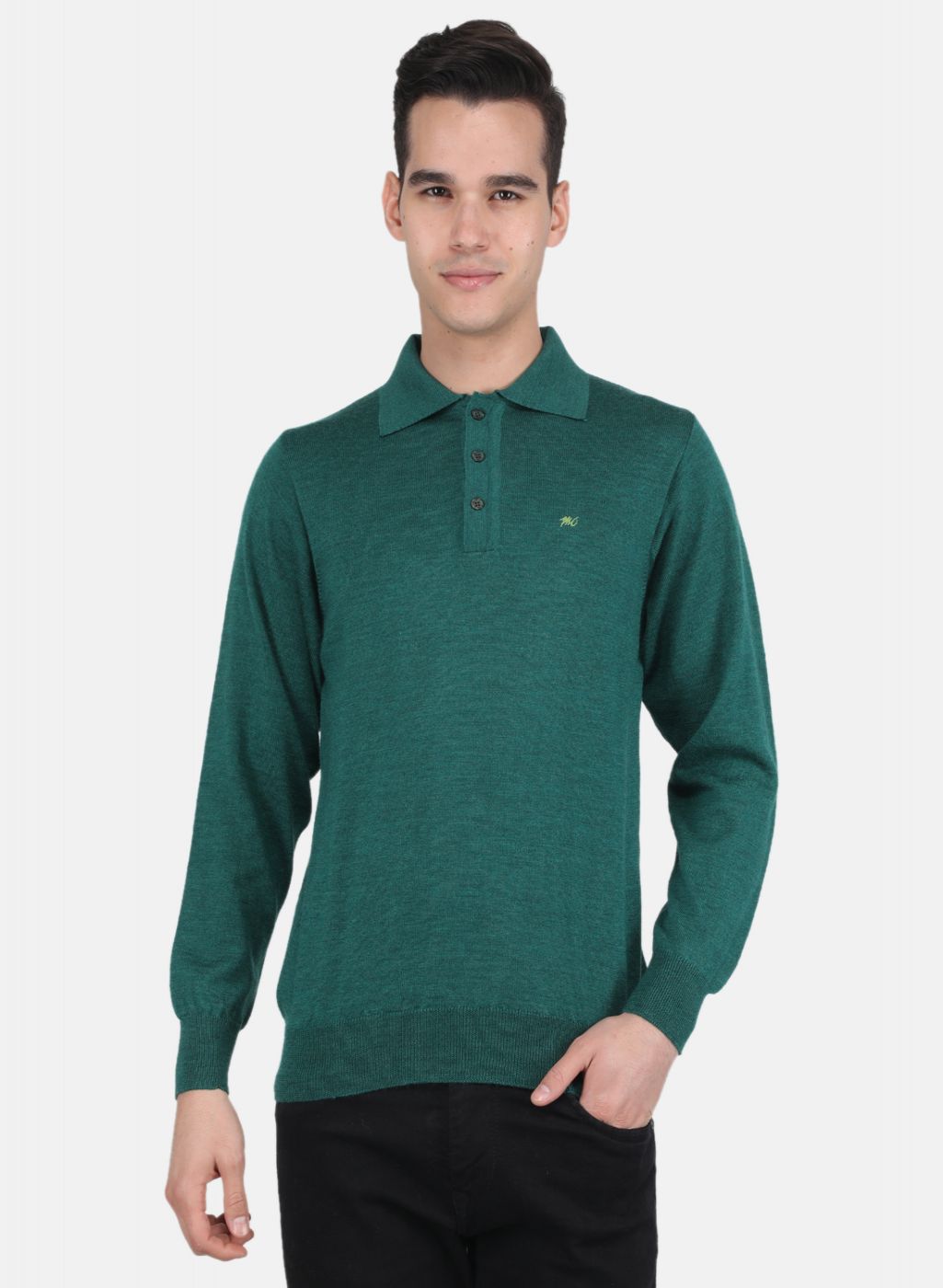 Men Green Solid T-Shirt