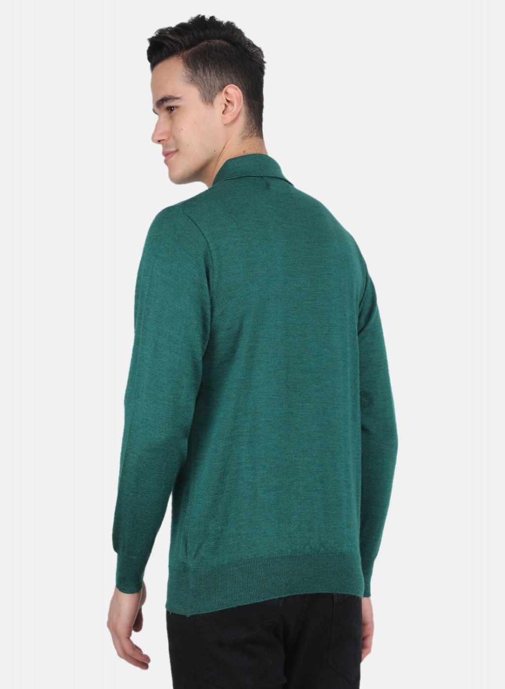 Men Green Solid T-Shirt