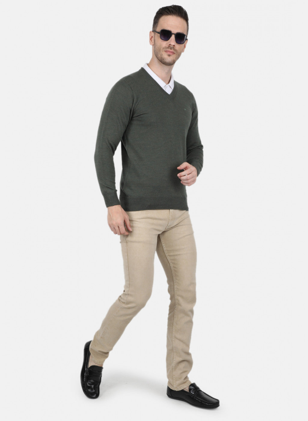 Men Olive Solid Pullover