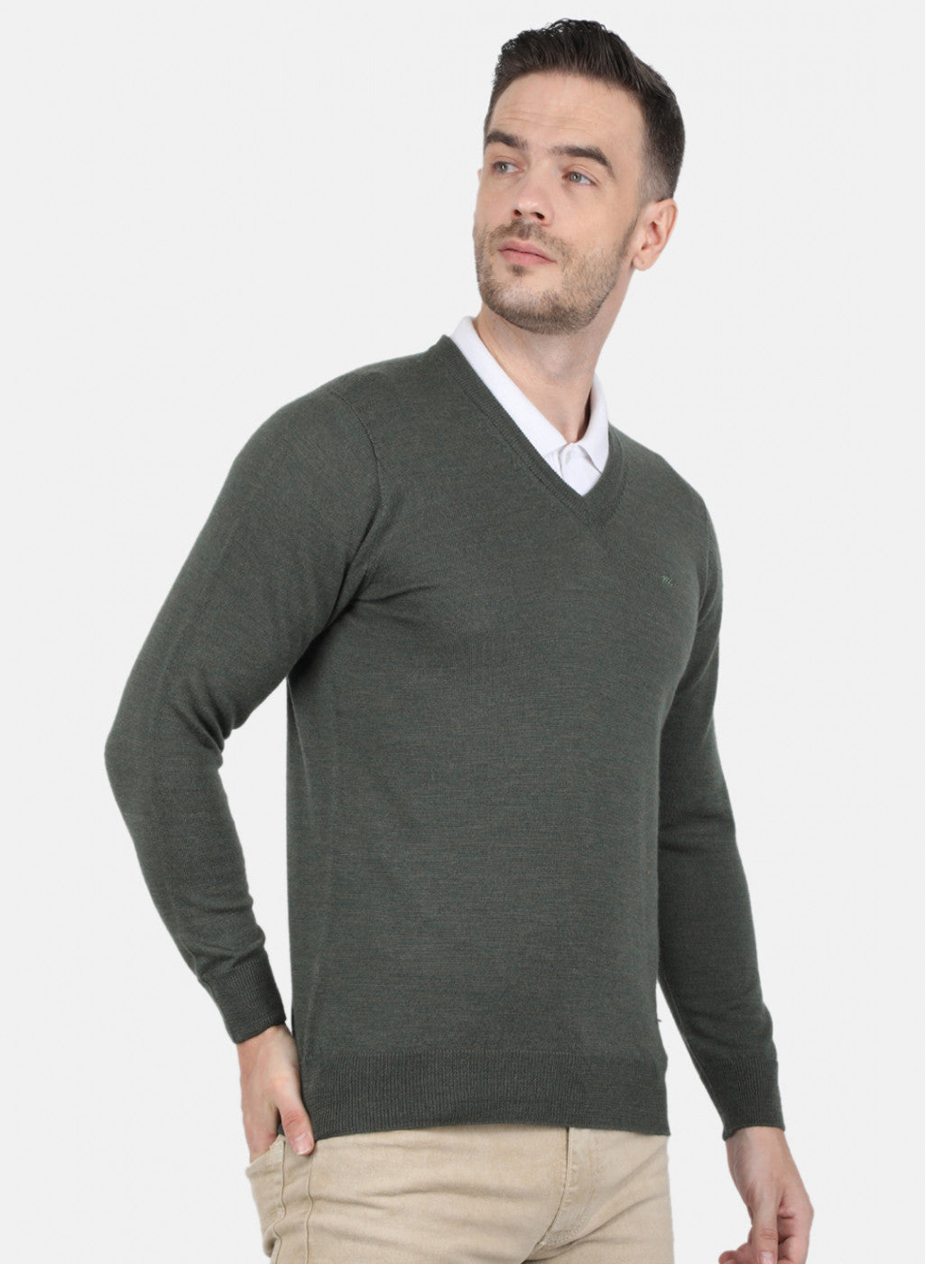 Men Olive Solid Pullover
