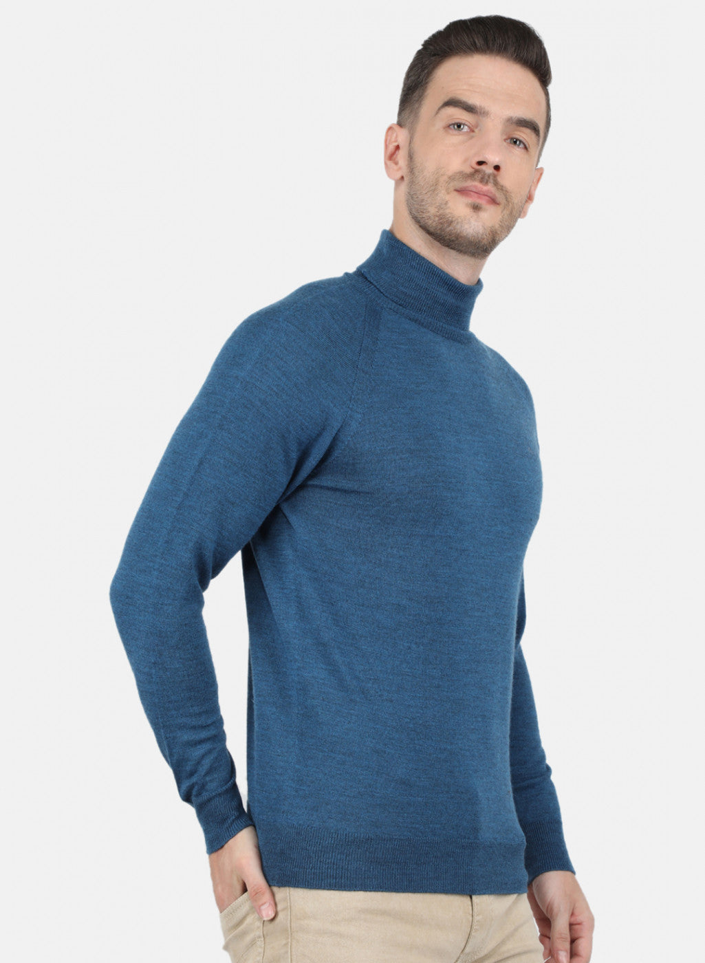 Men Blue Solid Pullover