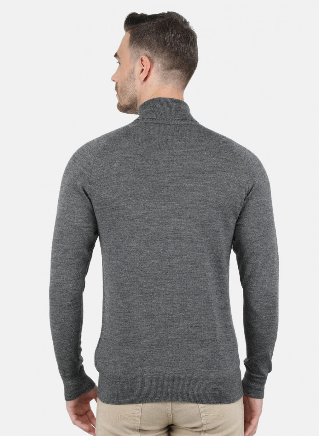 Men Grey Solid Pullover