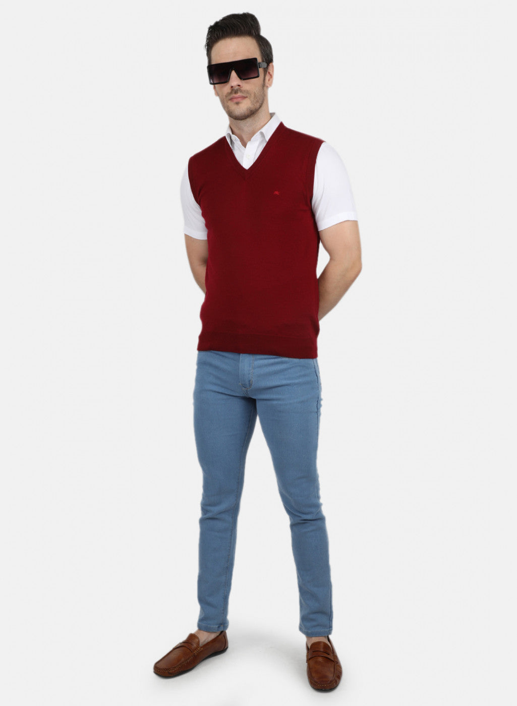 Men Maroon Solid Sweater