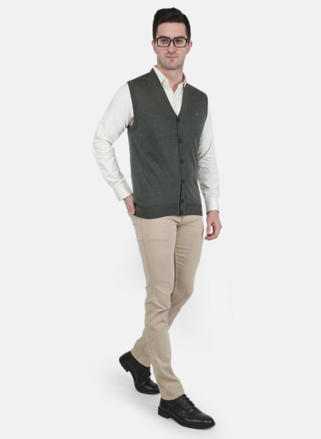 Men Olive Solid Cardigan