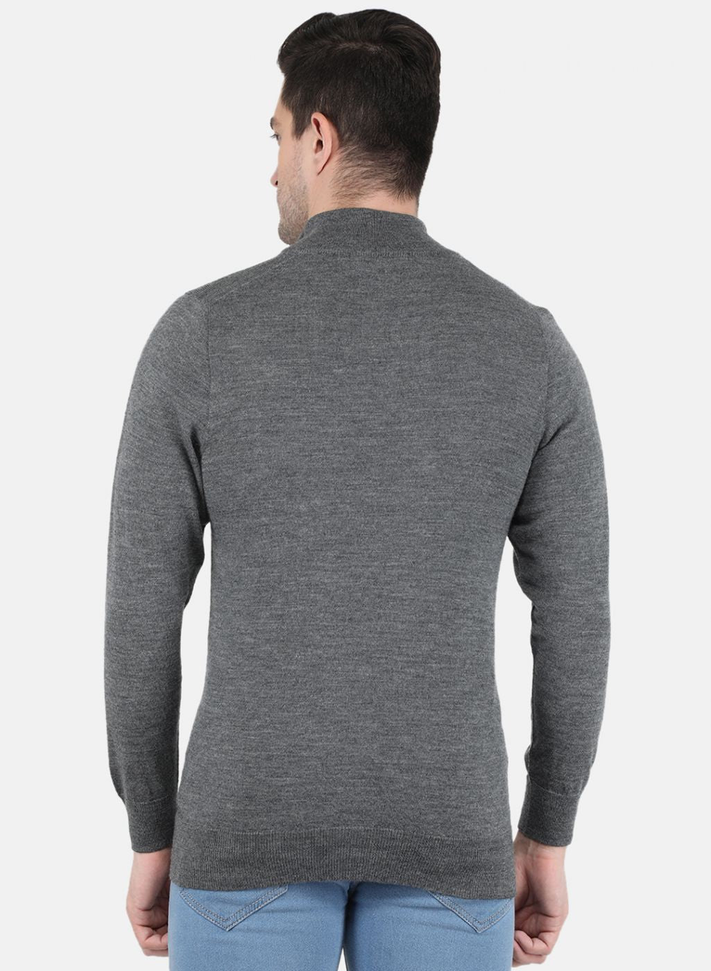 Men Grey Solid Pullover