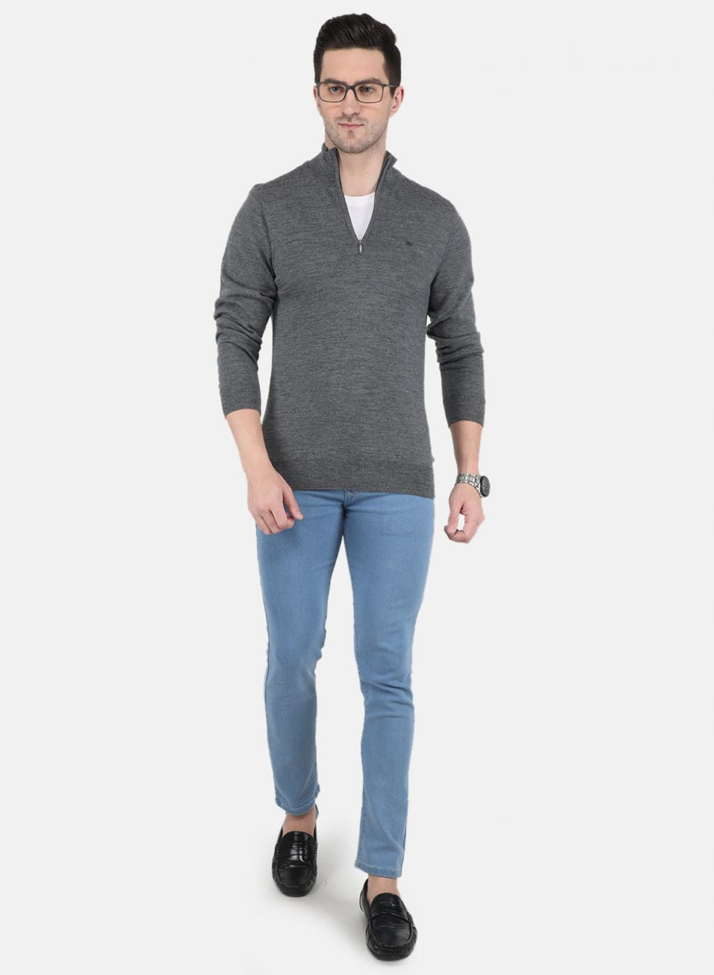 Men Grey Solid Pullover