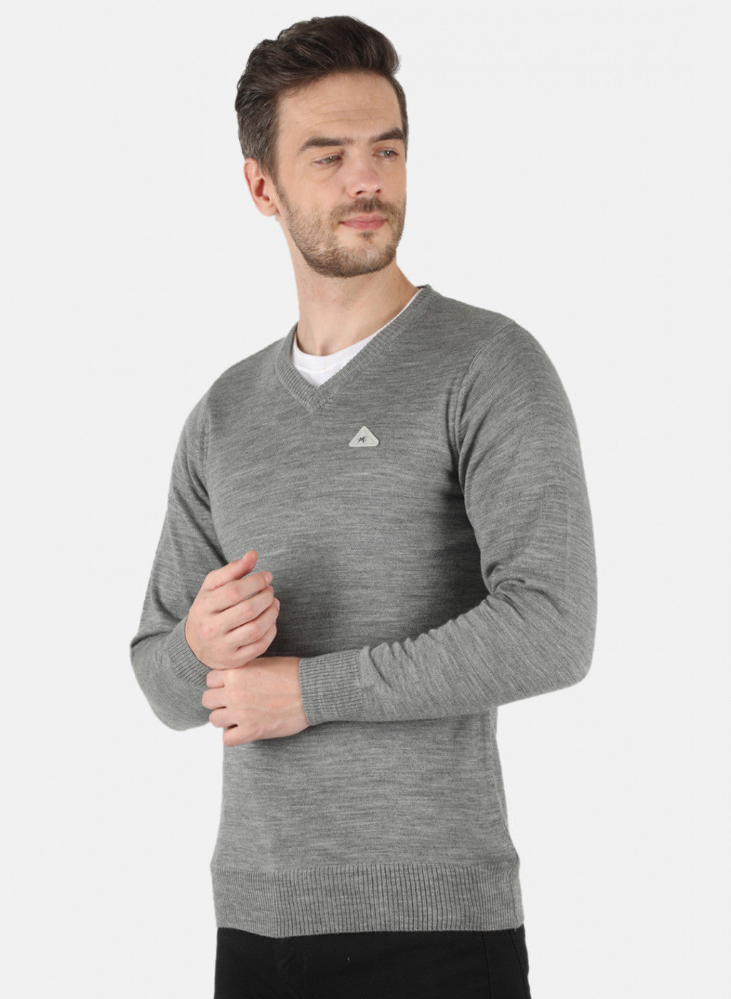 Men Grey Solid Pullover