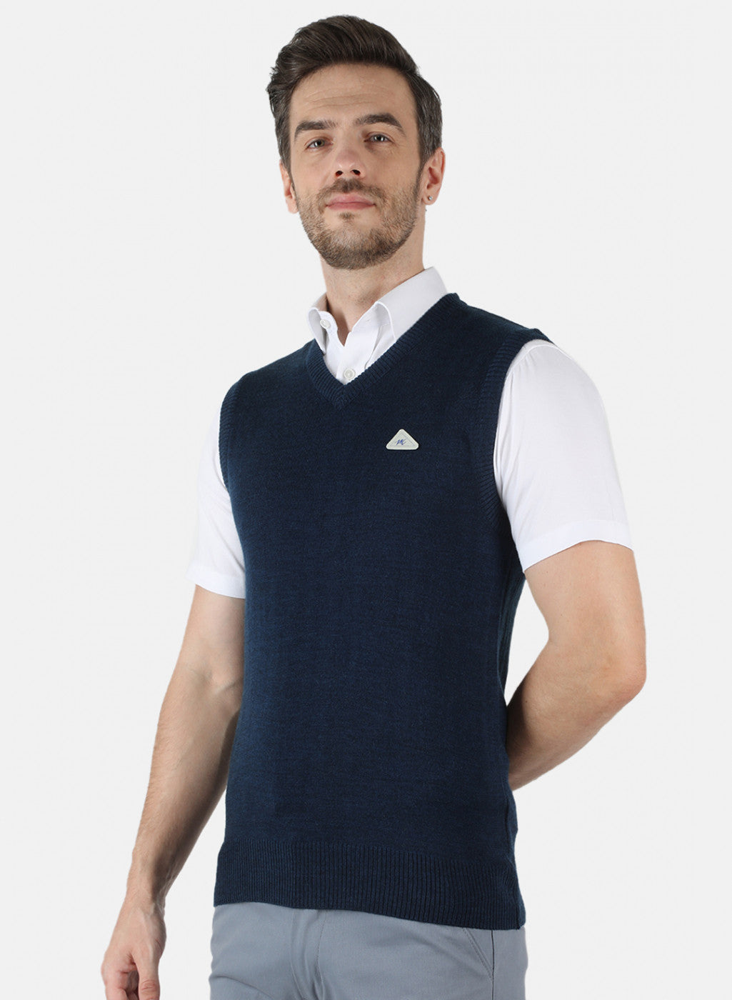 Men NAvy Blue Solid Sweater