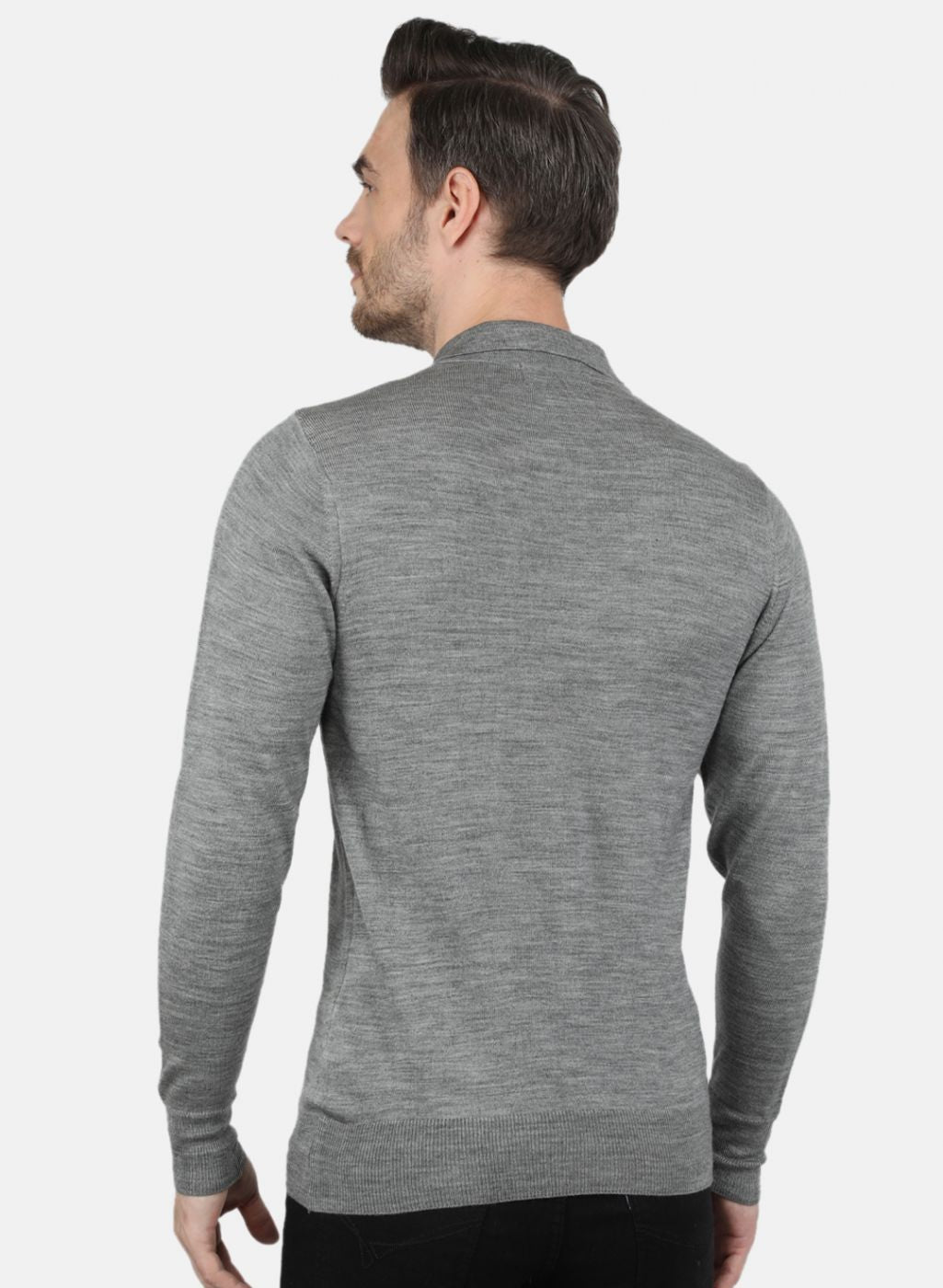 Men Grey Solid T-Shirt
