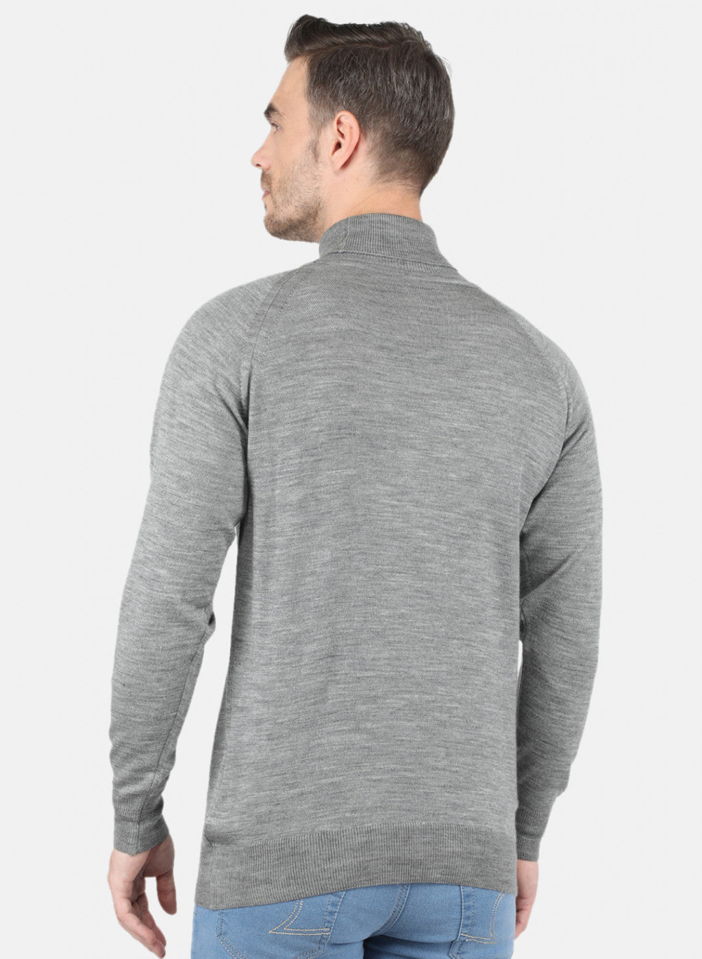 Men Grey Solid Pullover