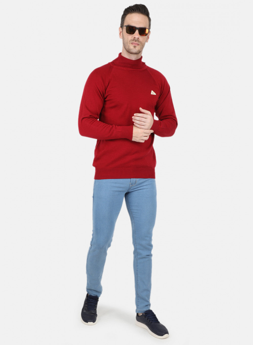 Men Maroon Solid Pullover