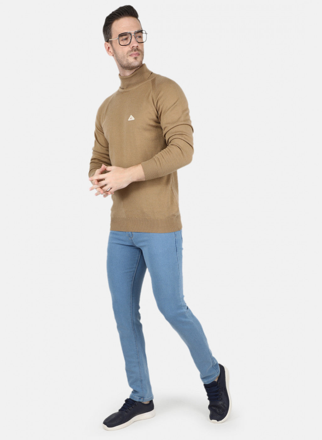 Men Brown Solid Pullover
