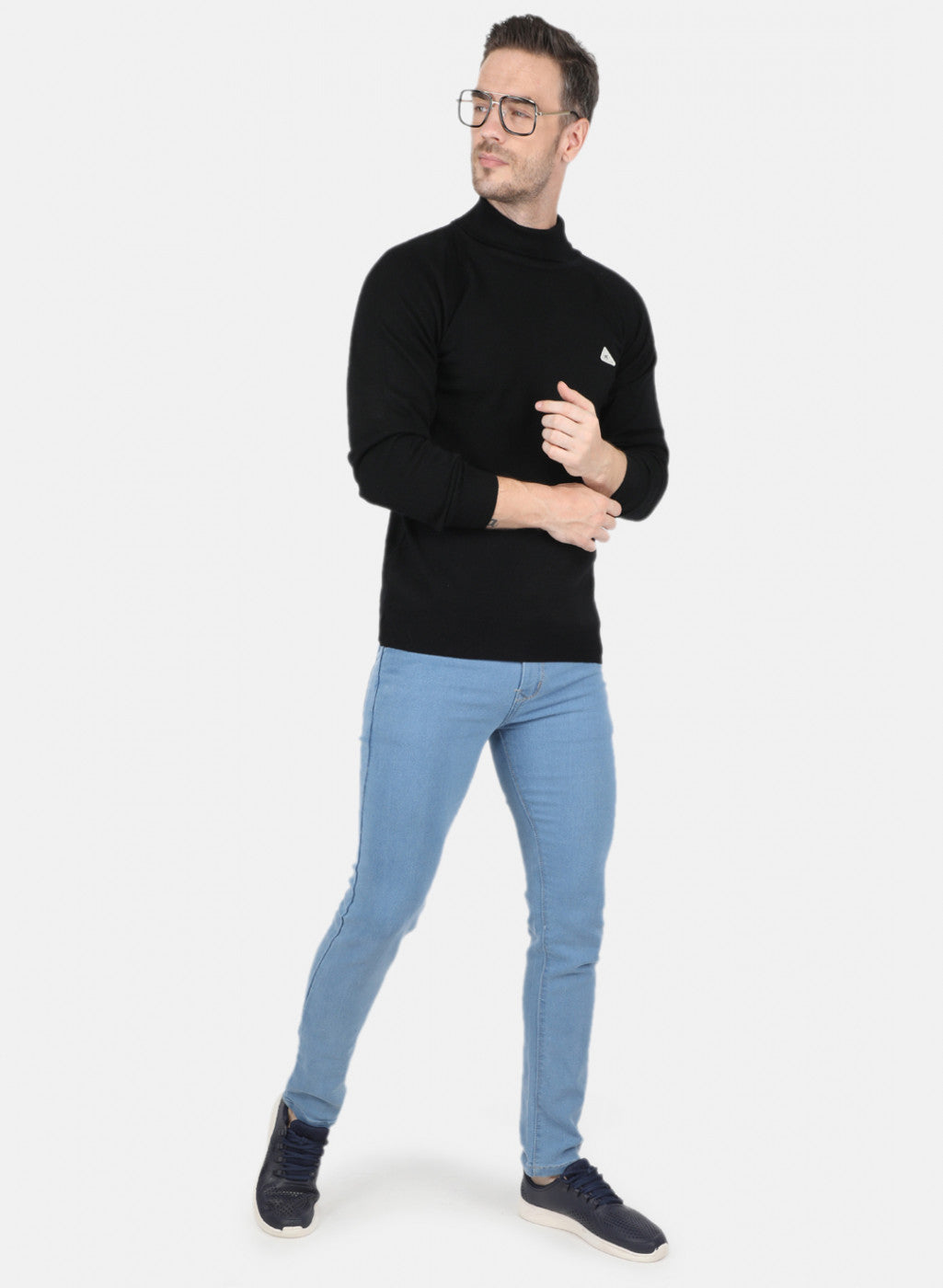 Men Black Solid Pullover