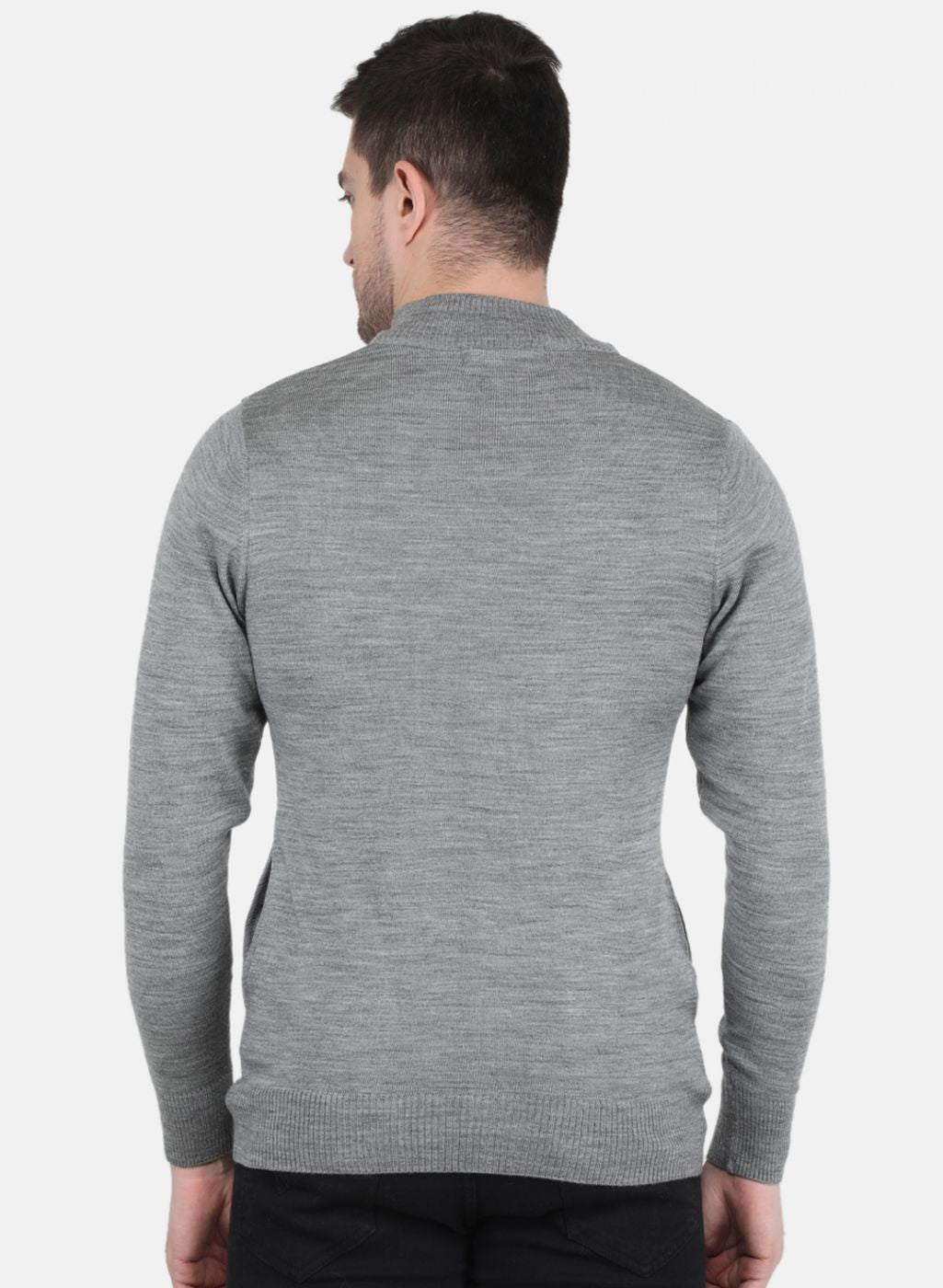 Men Grey Solid Pullover