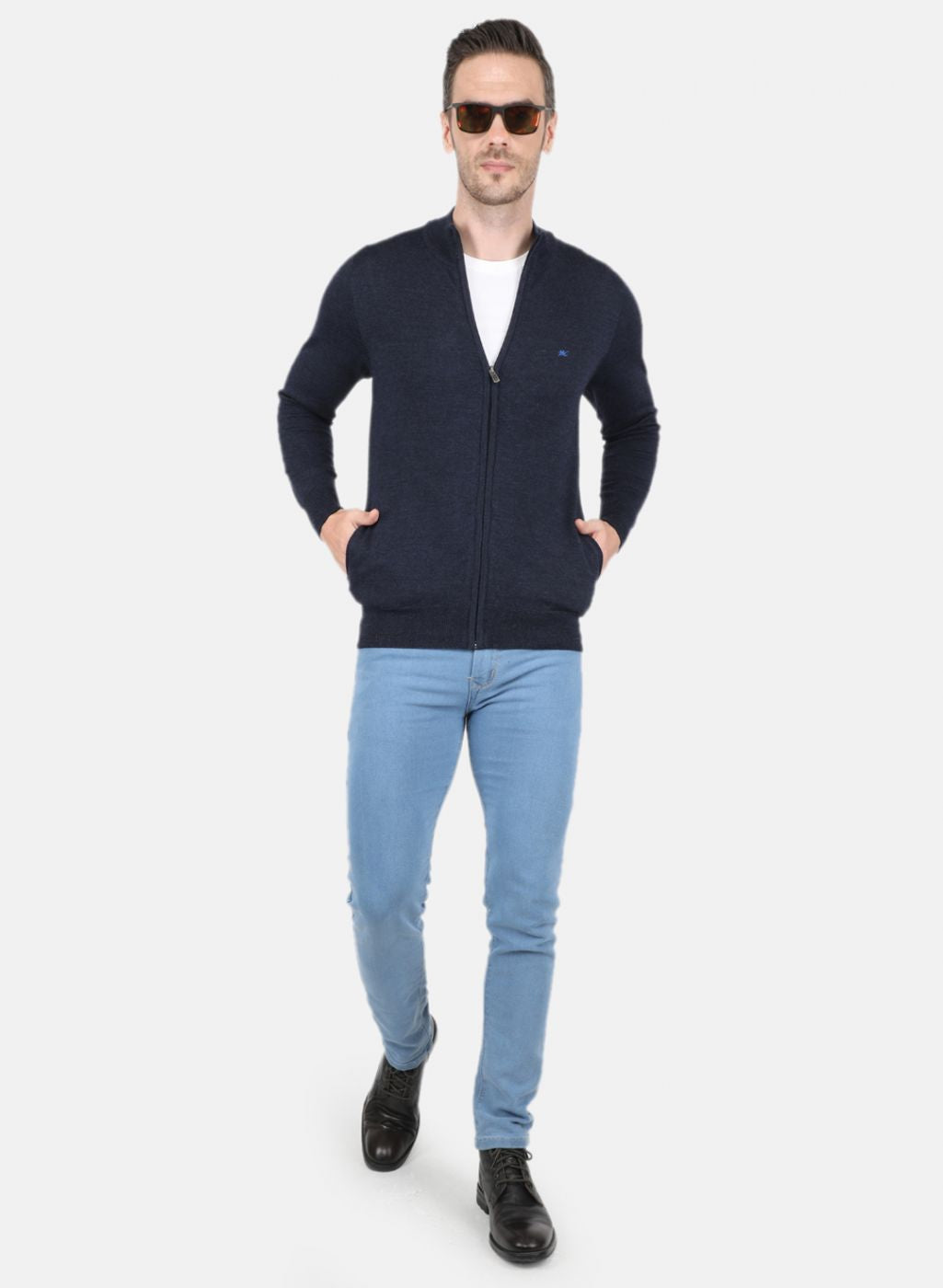 Men NAvy Blue Solid Pullover