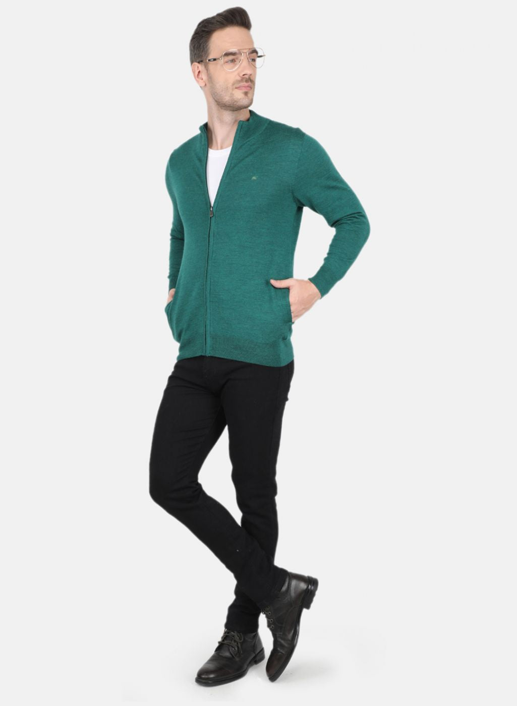 Men Green Solid Pullover