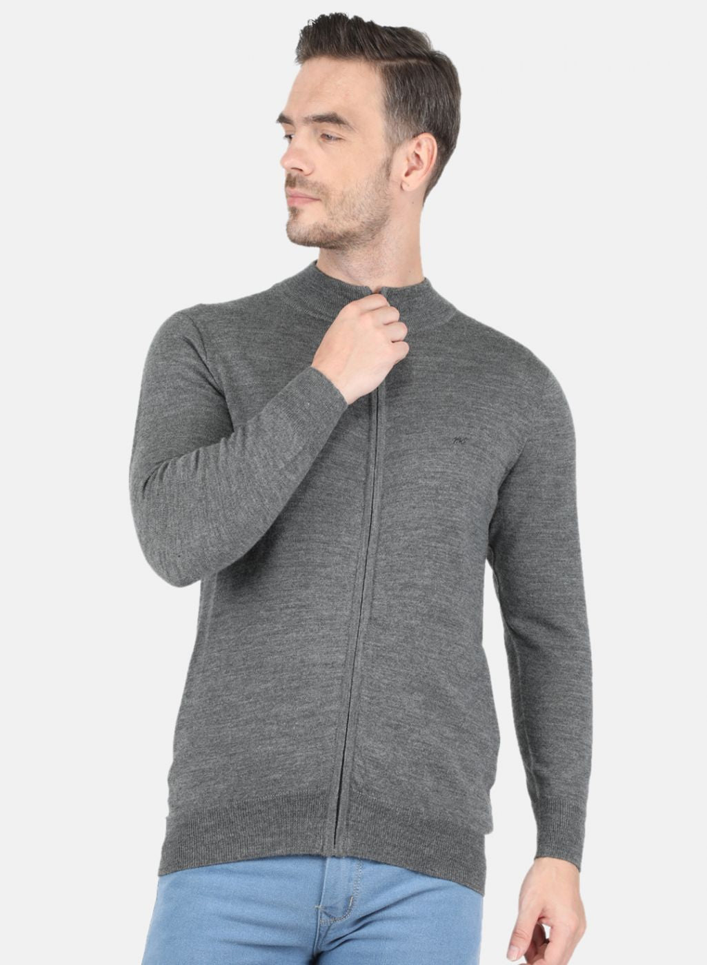 Men Grey Solid Pullover