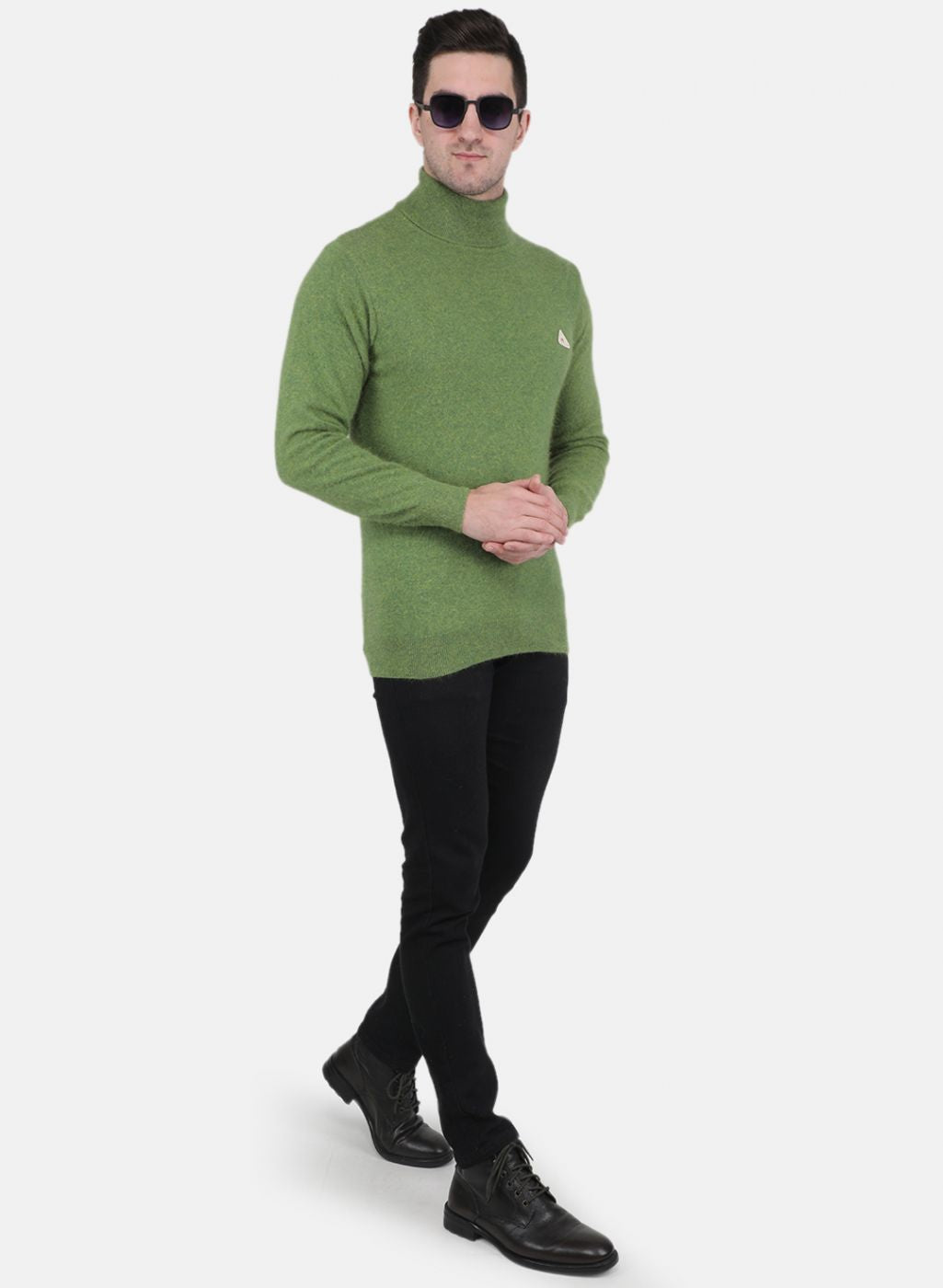 Men Olive Solid Pullover