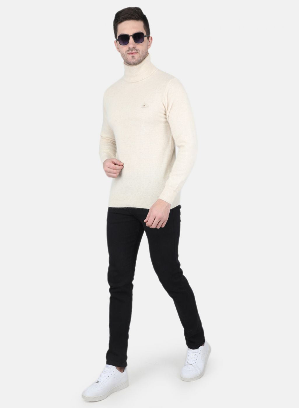 Men Cream Solid Pullover